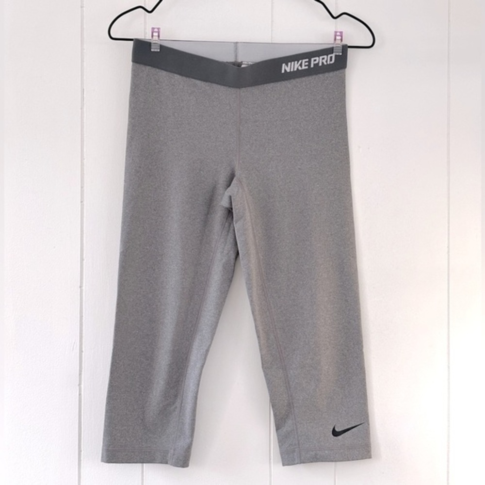 Nike Pro Combat Core Tight Capri Black Cool Grey Women’s M